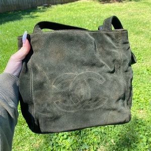 Green suede Chanel
